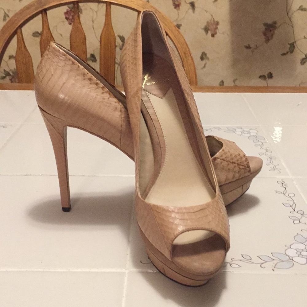 Woman’s shoes